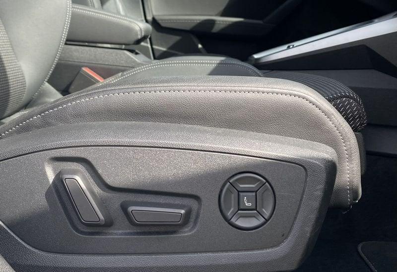 Audi A3 A3 SPB S Line interno ed esterno 2.0 TDI 150CV S-Tronic 35