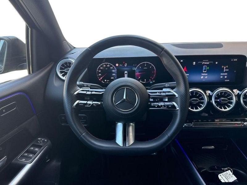Mercedes-Benz Classe B B 180 d AMG LINE Premium auto