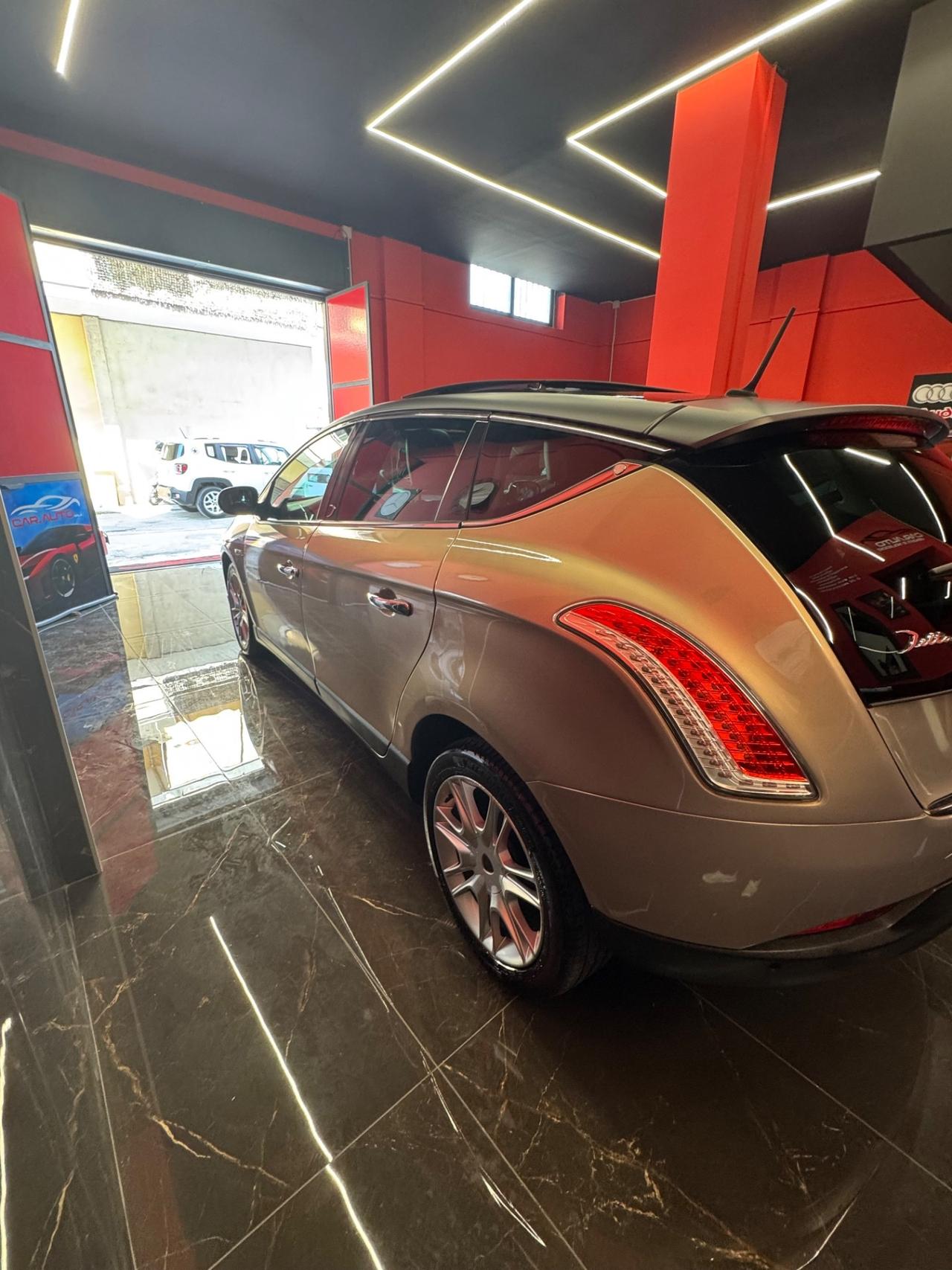 Lancia Delta 2.0 MJT DPF Platino 165cv