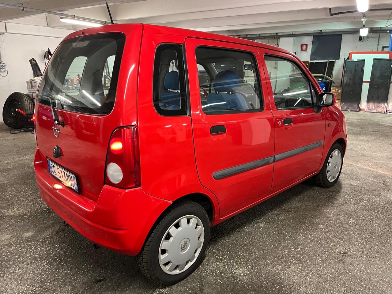 Opel Agila 1.0 12V Club