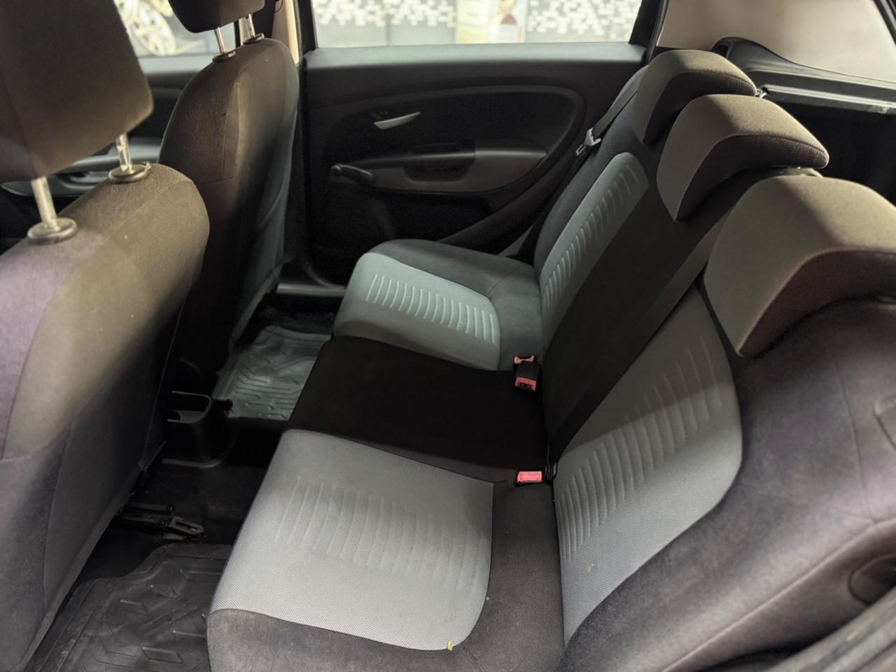 Fiat Grande Punto 1.4 Benz. ADATTA NEOPATENTATI