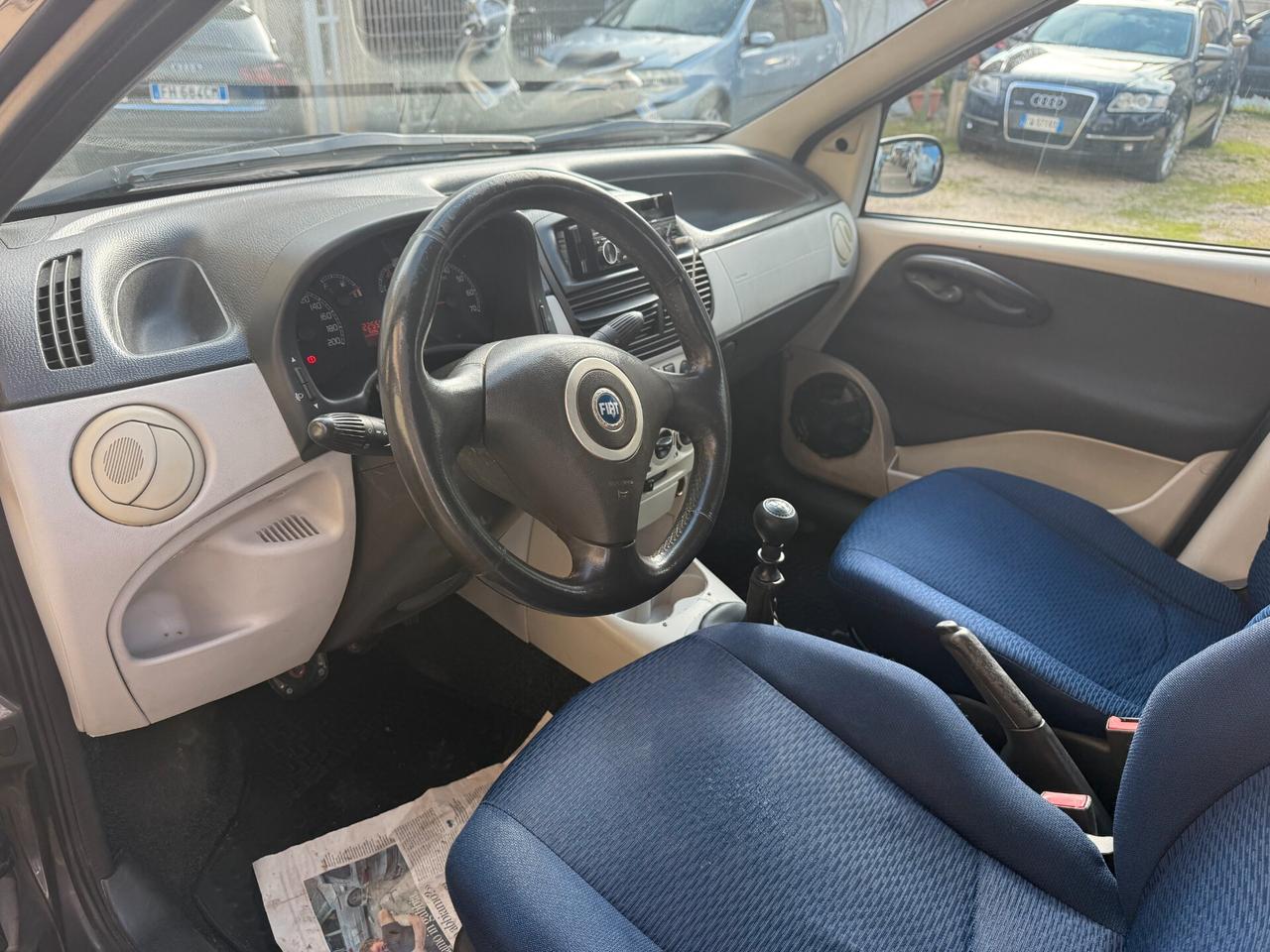 Fiat Punto 1.2i cat 5 porte EL