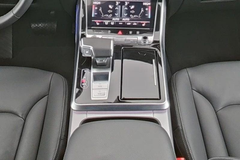 Audi Q8 45 TDI 170kW quattro tip. MATRIX PELLE HEAD-UP SOSPENSIONI