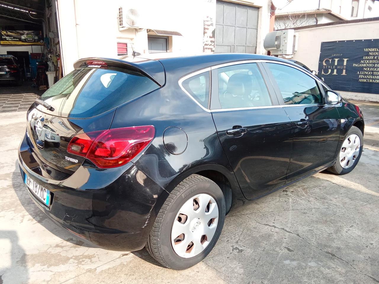 Opel Astra 1.4 Turbo 140CV 5 porte Cosmo