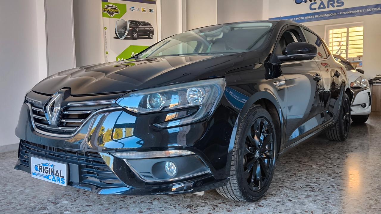 Renault Megane Mégane dCi 8V 110 CV EDC Energy Bose