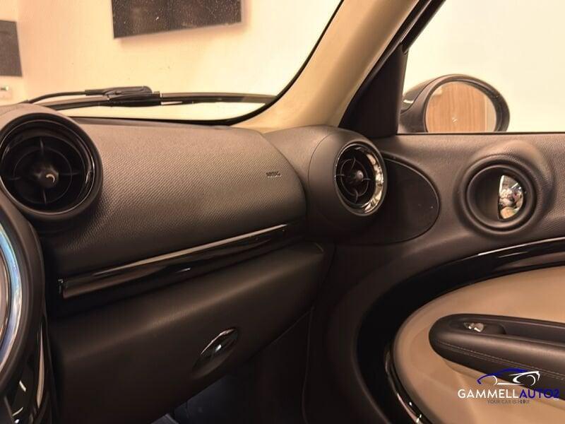 MINI Countryman Cooper SD ALL4 AUTOMATICA