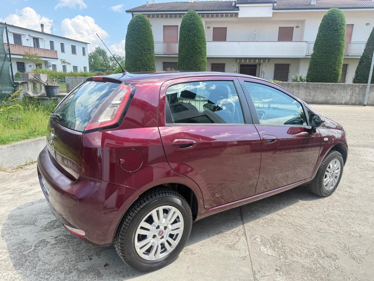 FIAT GRANDE PUNTO EVO 1.4 METANO 2028 11/2012