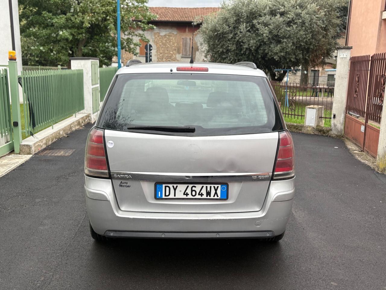 Opel Zafira 1.9 CDTI 120CV Cosmo 7 POSTI