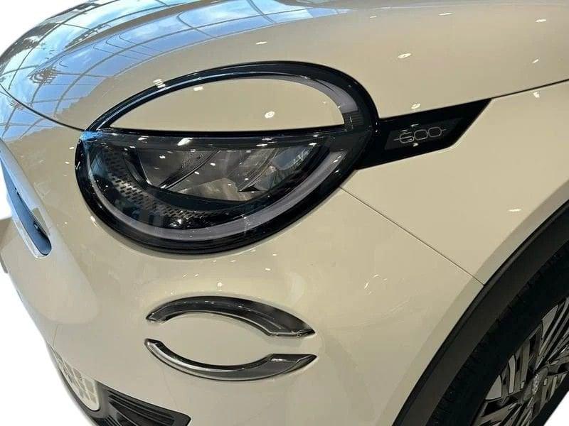 FIAT 600 1.2 MHEV 100cv