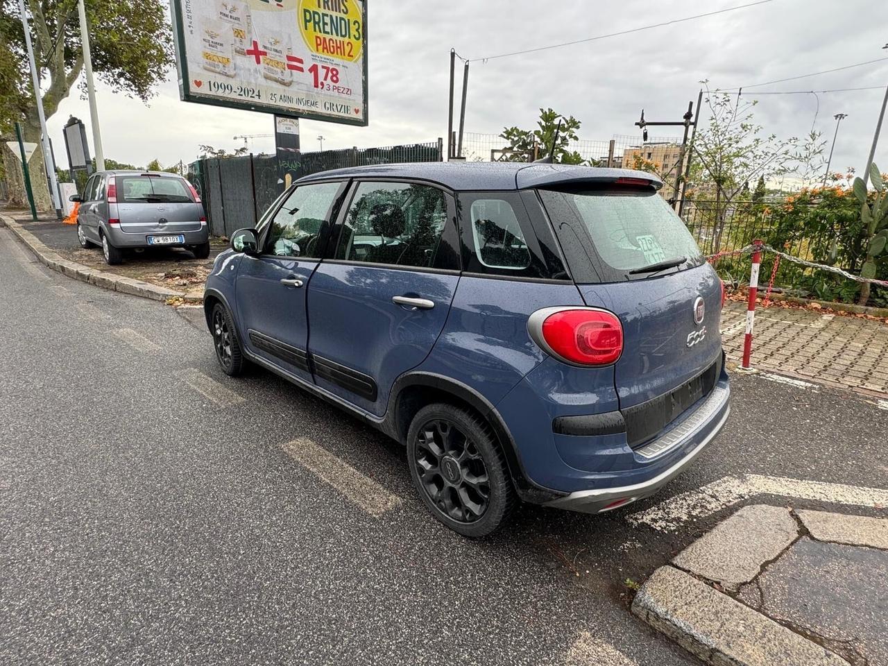 Fiat 500L 1.4 95 CV S&S Cross Navi Pdc