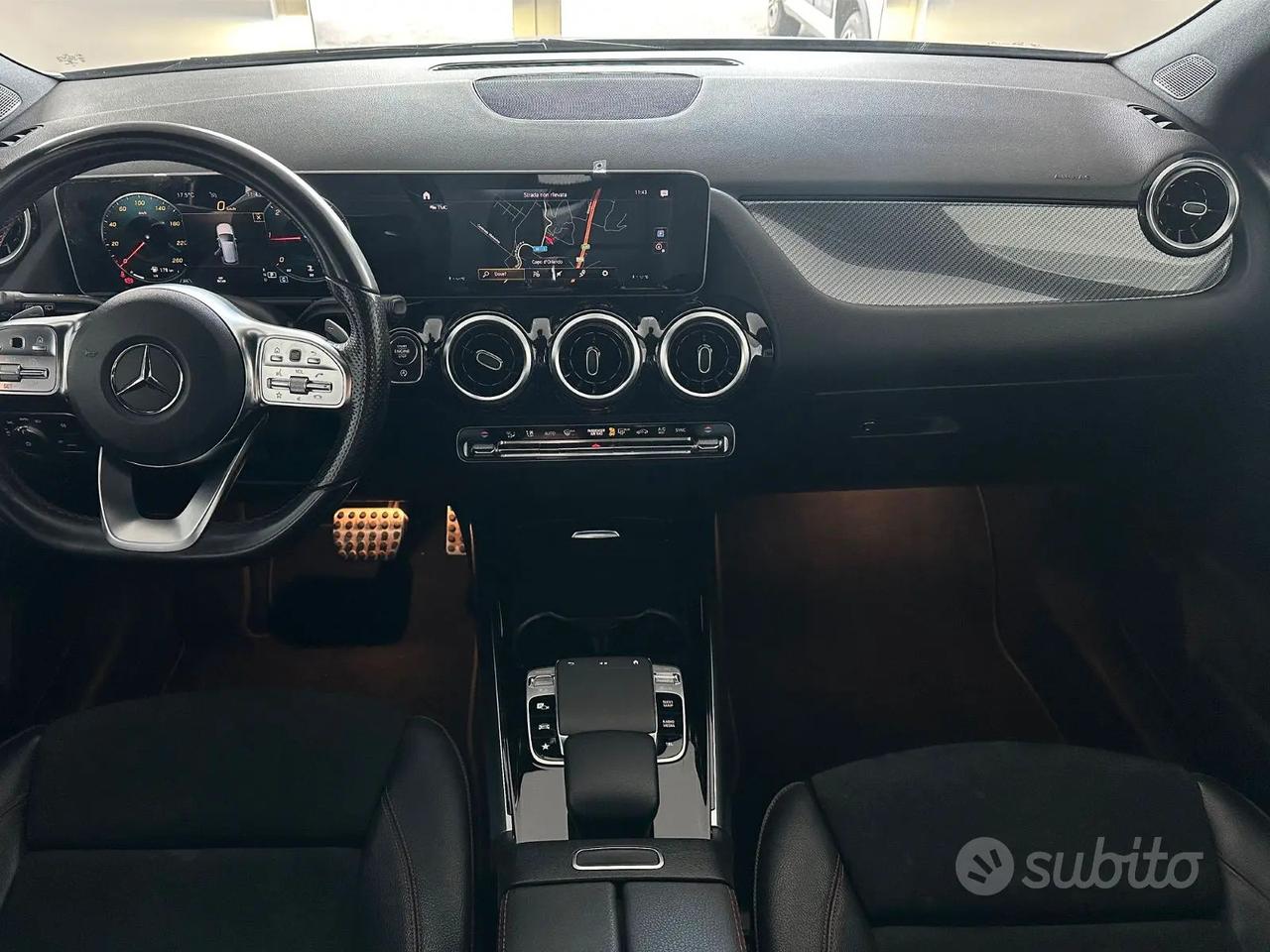 Mercedes-Benz B 180d Premium AMG - 114.000km