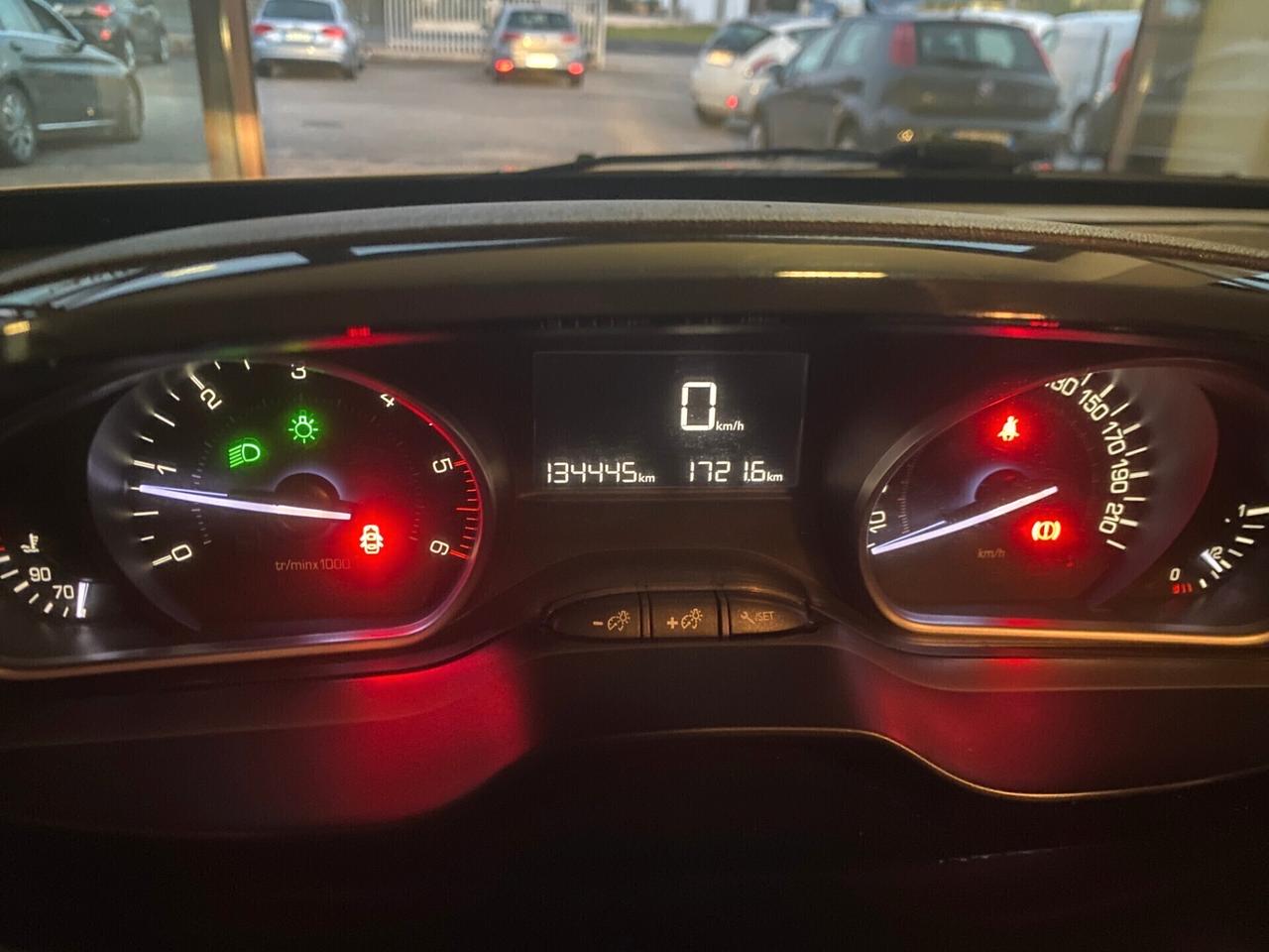 Peugeot 2008 BlueHDi 75 Active