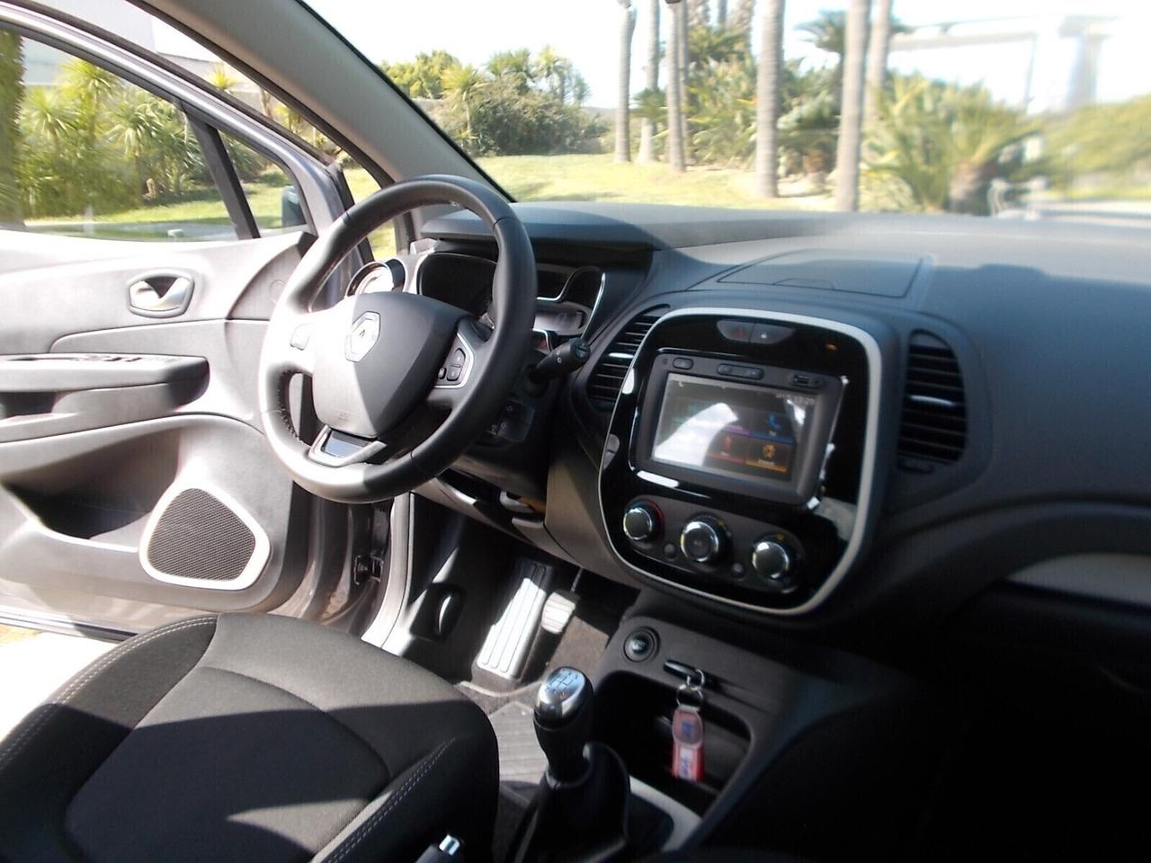 Renault Captur 1.5 dCi 90cv *FULL OPT.* da VETRINA