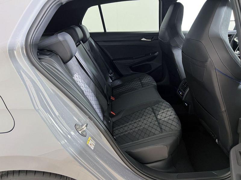 Volkswagen Golf Golf 1.5 etsi R-Line Plus 150cv dsg