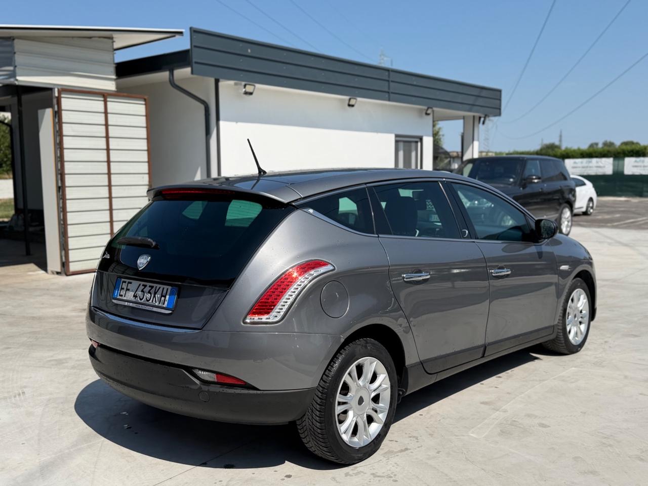 Lancia Delta 1.6 MJT DPF Selectronic Platinum