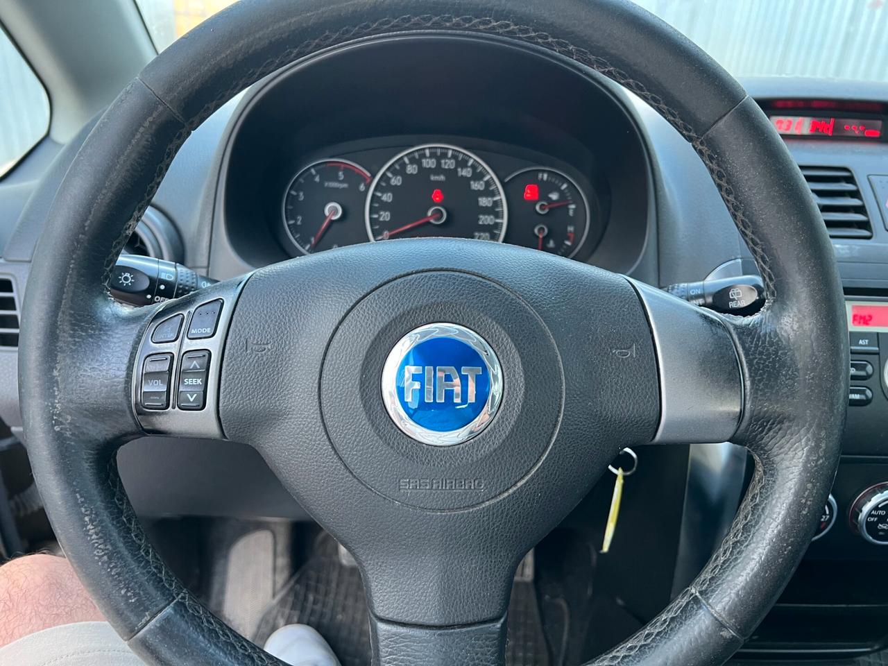 Fiat Sedici 1.9 MJT 4x4 Dynamic