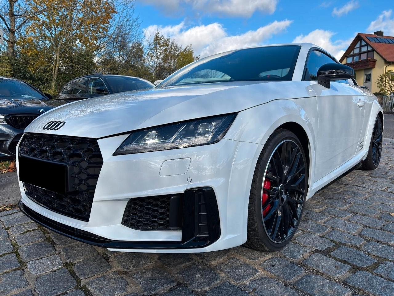 Audi TT TTS Coupé TFSI quattro S tronic Competition