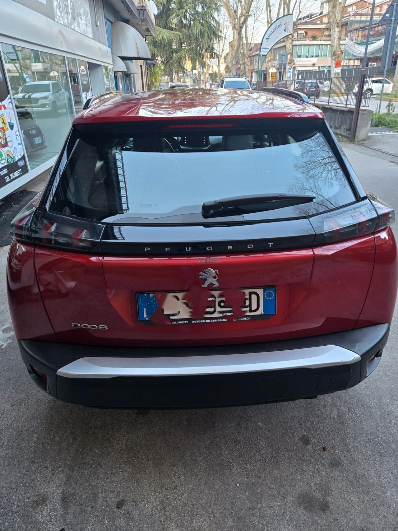 Peugeot 2008 BlueHDi 100 S&S Allure