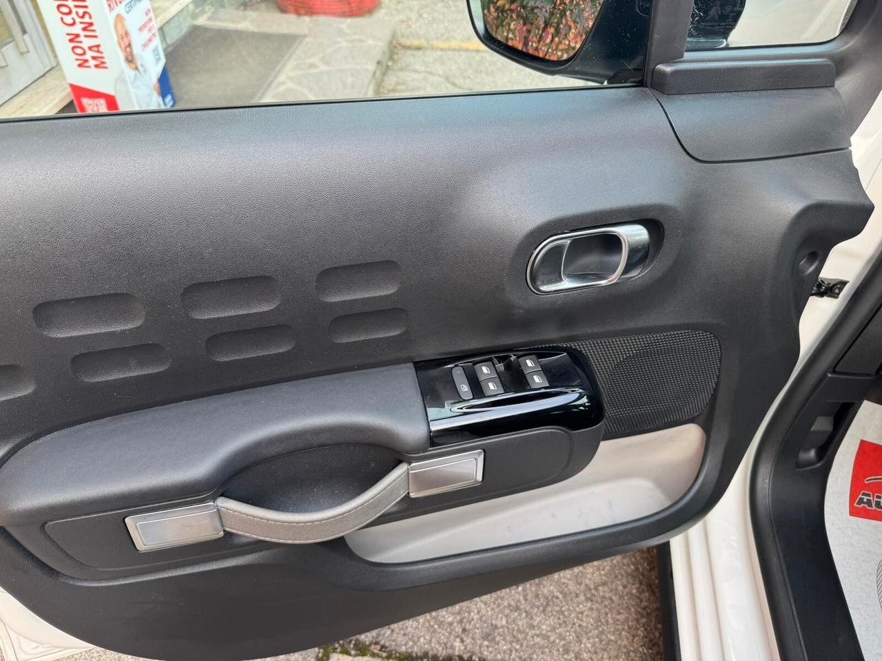 Citroen C3 1.2 PureTech 110cv EAT6 Shine AUTOMATICO