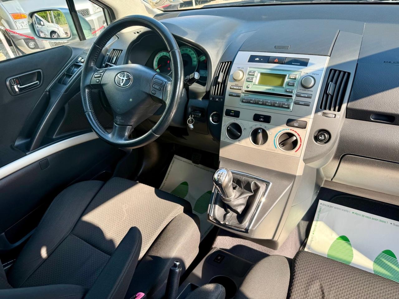 Toyota Corolla Verso 1.8 Ok NEOPATENTATI