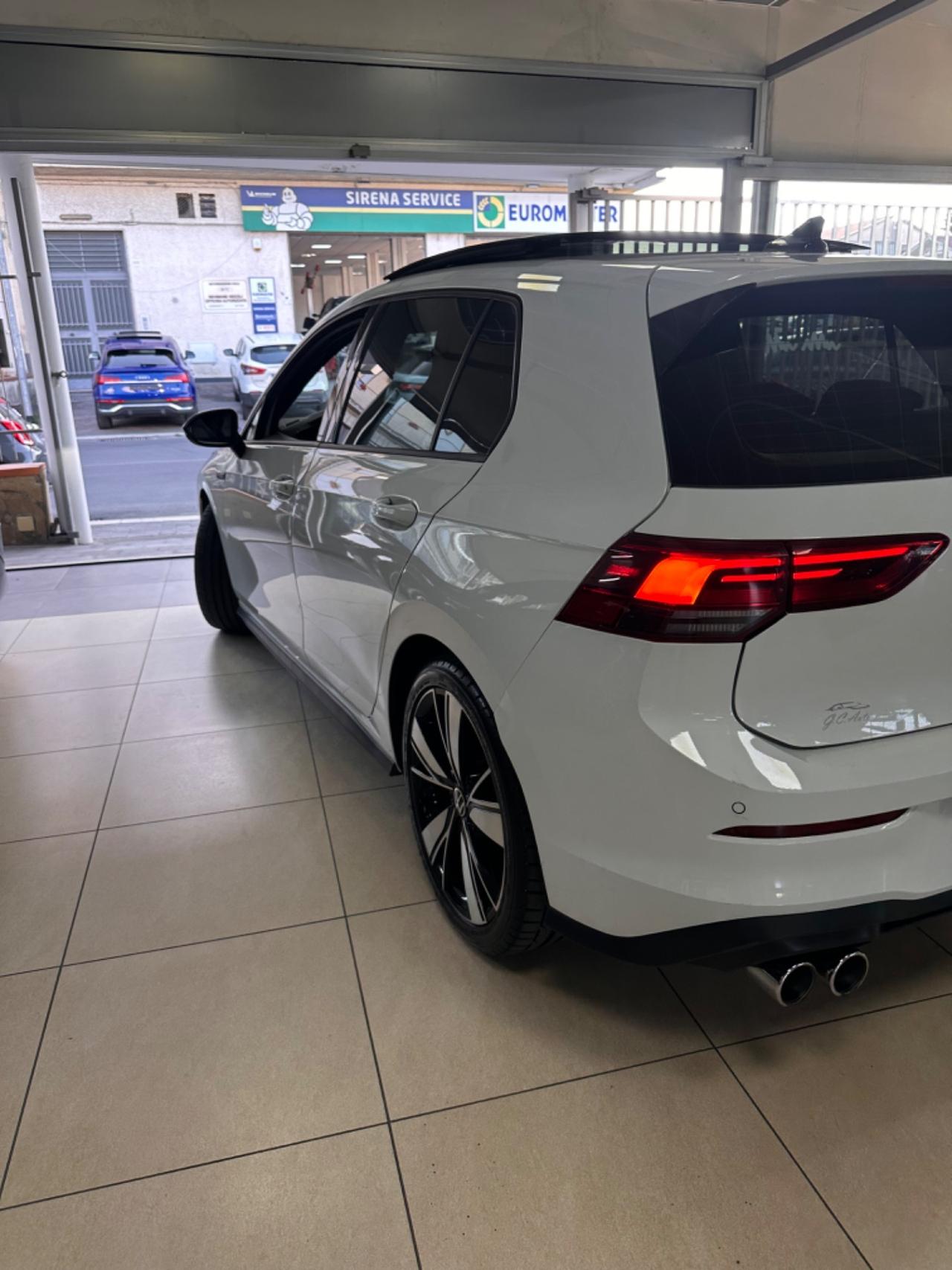 Volkswagen Golf 2.0 TDI GTD DSG 200CV