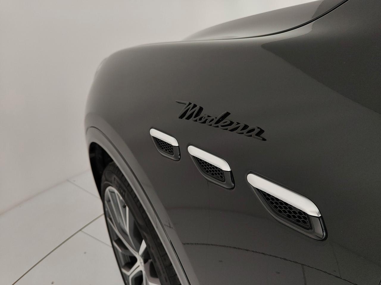 Maserati Grecale MHEV 330 CV AWD Modena