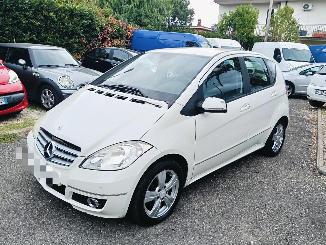 Mercedes-benz A 180 160 CDI AUTOMATIC Premium