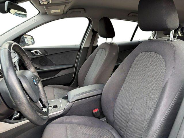 BMW 116 d 5p. Business Advantage