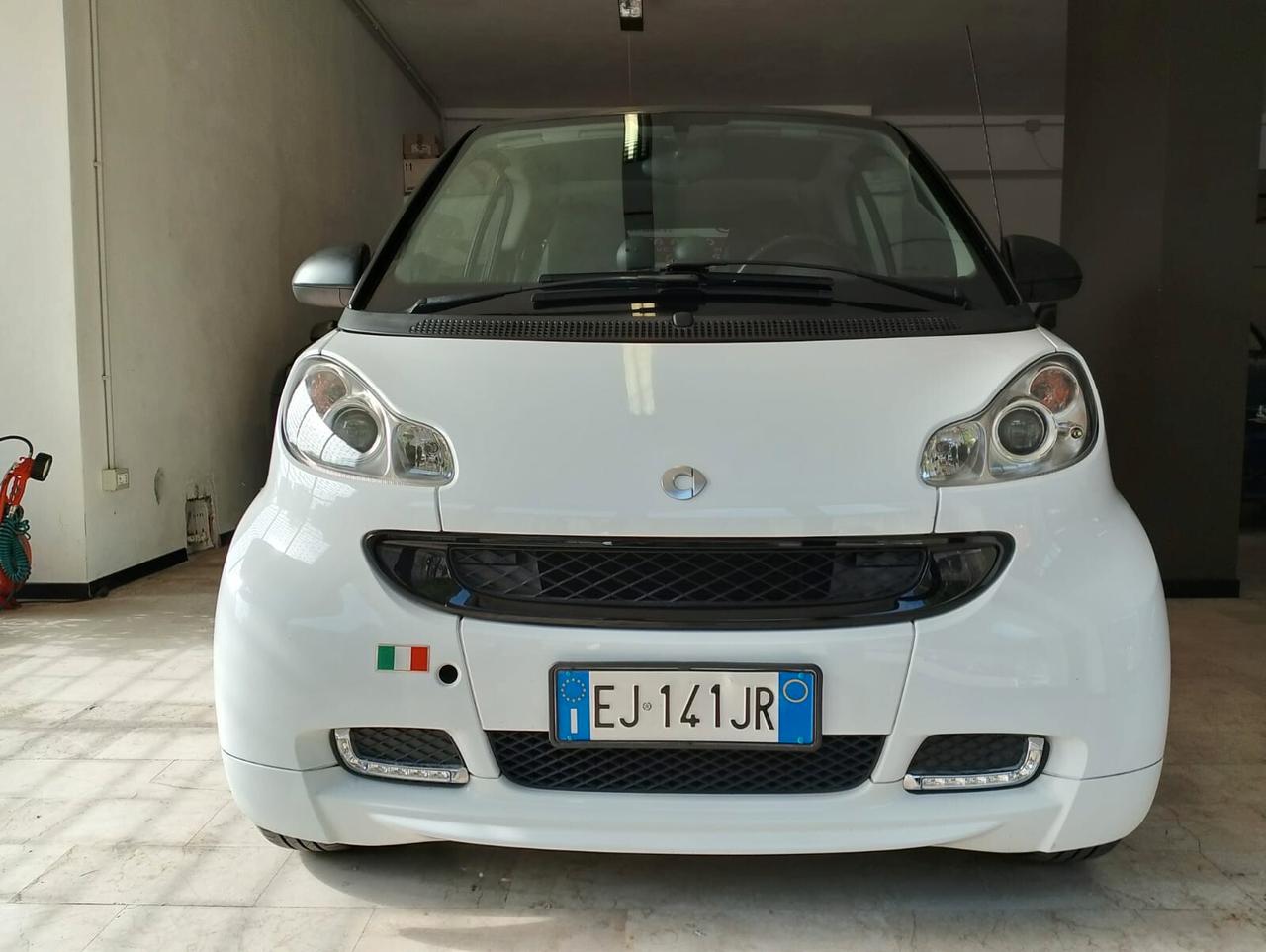 Smart ForTwo 1000 52 kW MHD coupé pulse