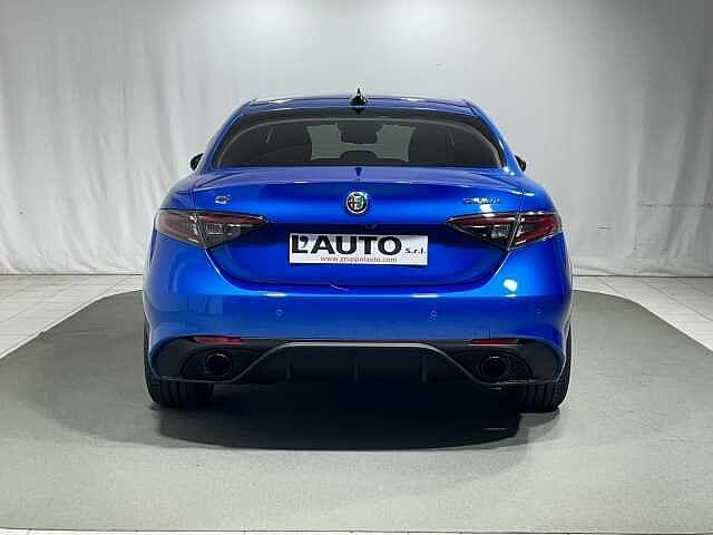 Alfa Romeo Giulia 2.2 Turbodiesel 210 CV AT8 AWD Q4 Veloce