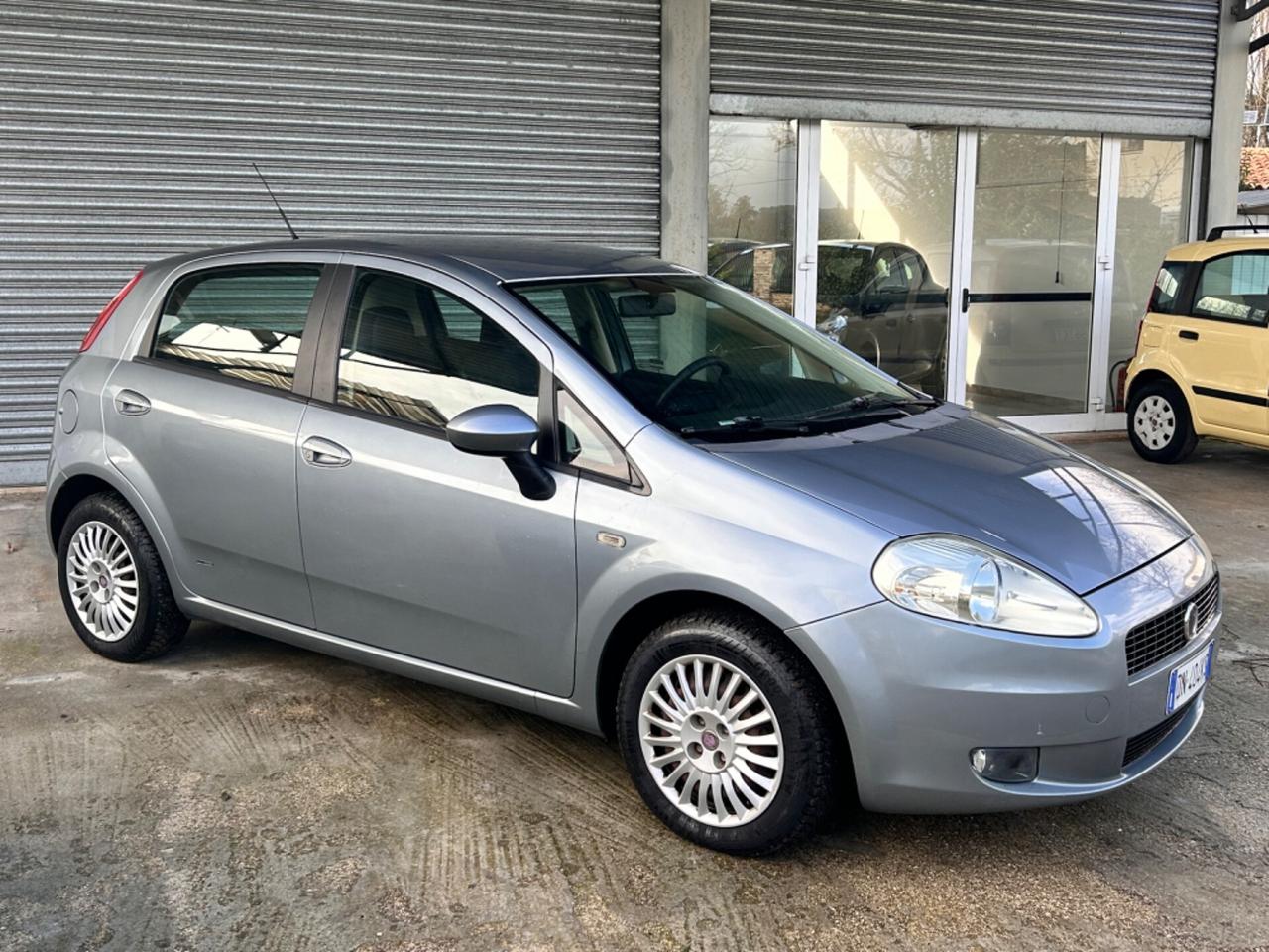 Fiat Grande Punto Grande Punto 1.3 MJT 75 CV 5 porte Dynamic