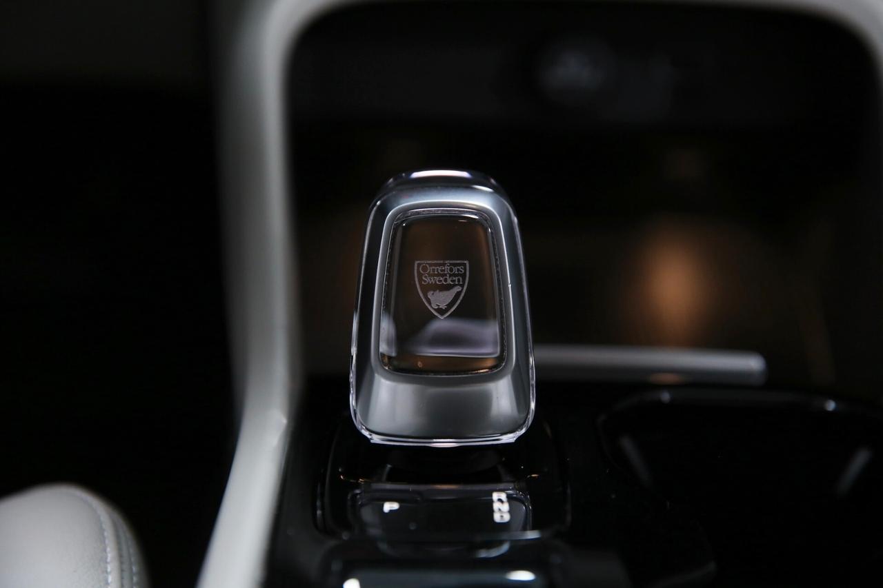 Volvo XC40 T5 Recharge Plug-in Hybrid Inscription auto