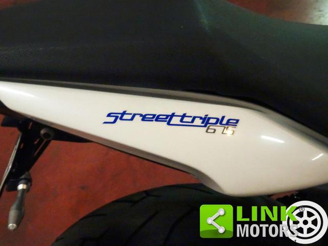 TRIUMPH Street Triple 675 Street triple 675
