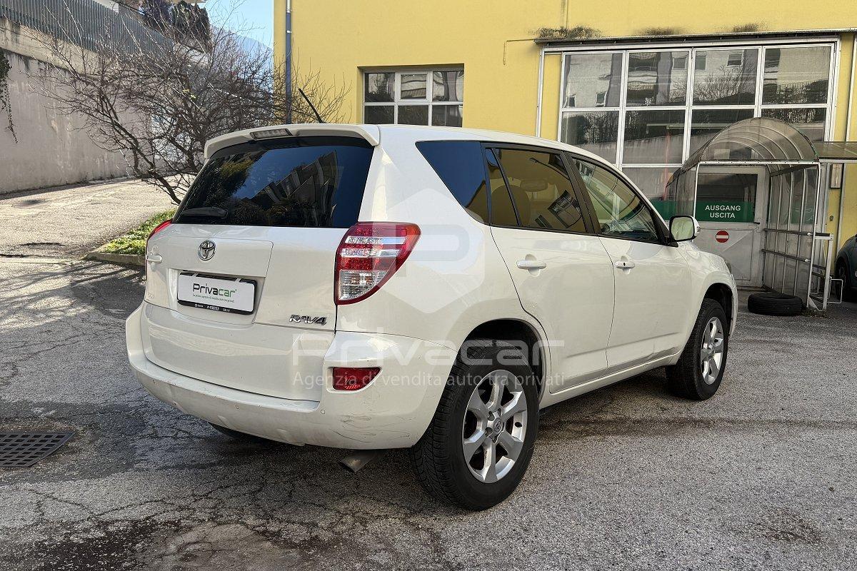 TOYOTA RAV4 Crossover 2.2 D-4D 150 CV DPF Exclusive