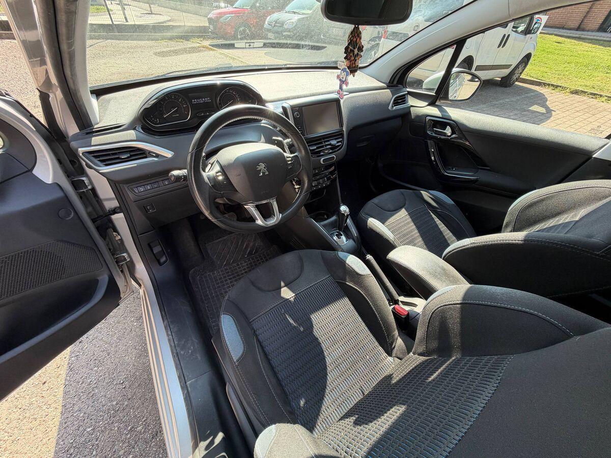 Peugeot 208 208 1.2 PT Allure s&s 5p etg5 E6