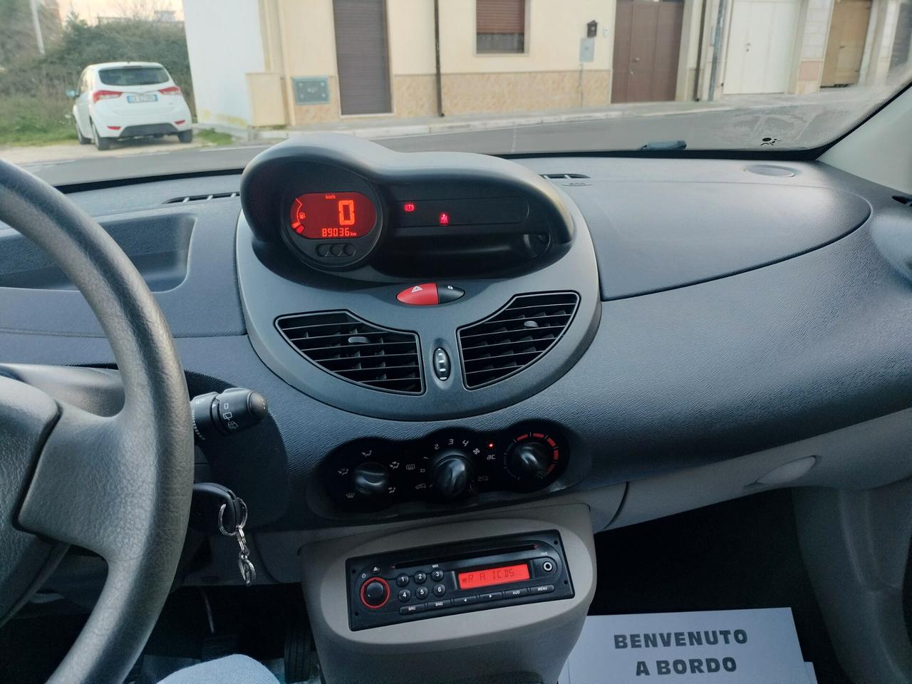 Renault Twingo 1.2 16V LEV Sport & Sound