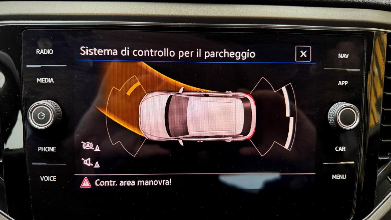 Volkswagen T-Roc 2.0 Tdi Business Sport 116Cv -10/2021