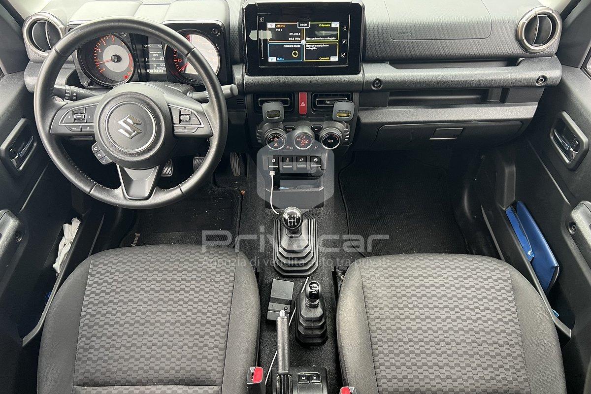 SUZUKI Jimny 1.5 5MT Top