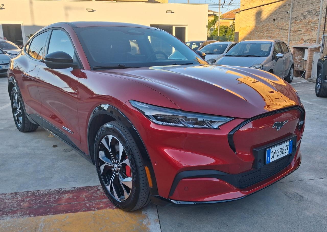 Ford Mustang Mach-E RWD Extended Range 371 CV