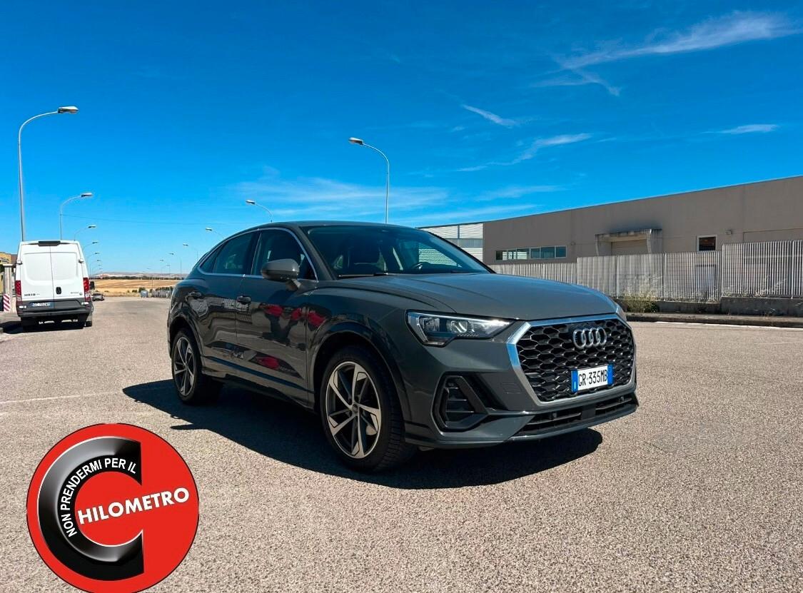 Audi Q3 35 TDI quattro S tronic Identity Black