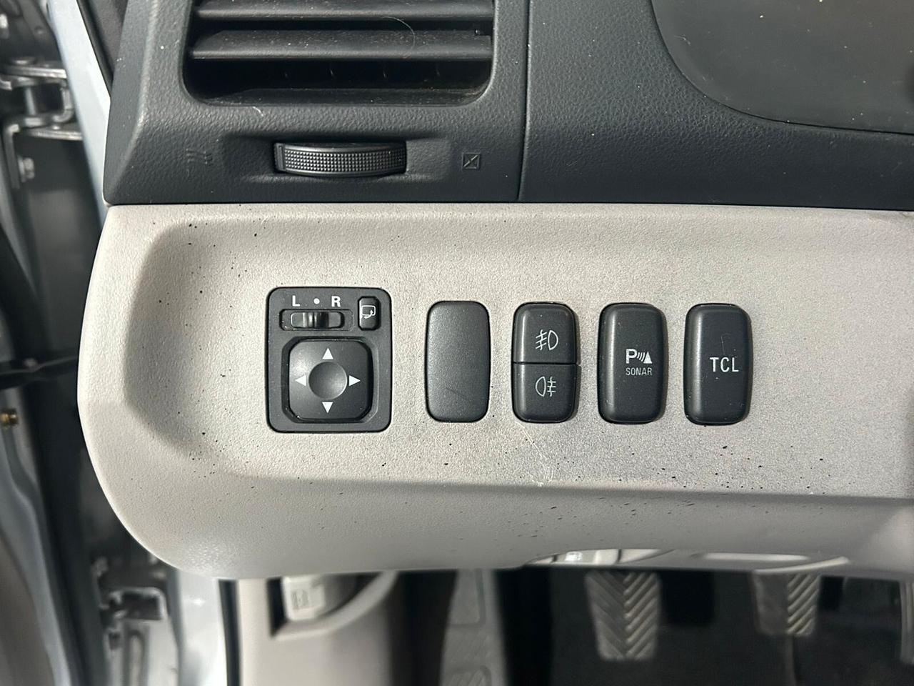 Mitsubishi Grandis 2.0 DI-D 7 posti Intense