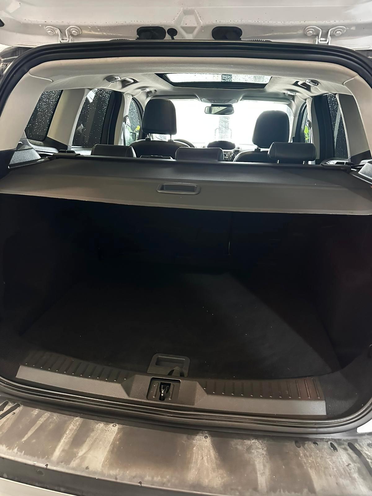 Ford Kuga 2.0 TDCI 150 CV S&S 4WD Titanium