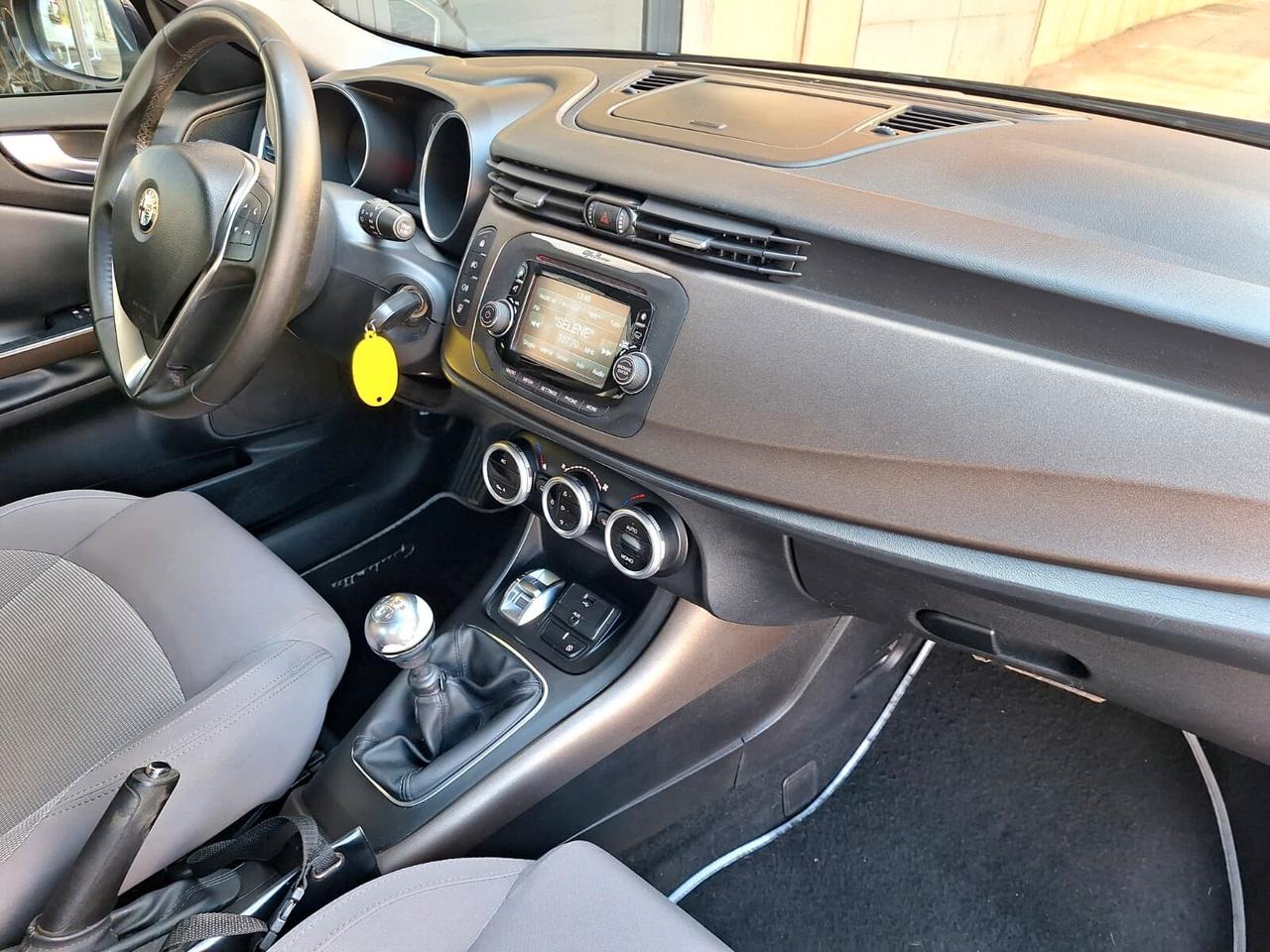 Alfa Romeo Giulietta 1.6 JTDm-2 105 CV Distinctive