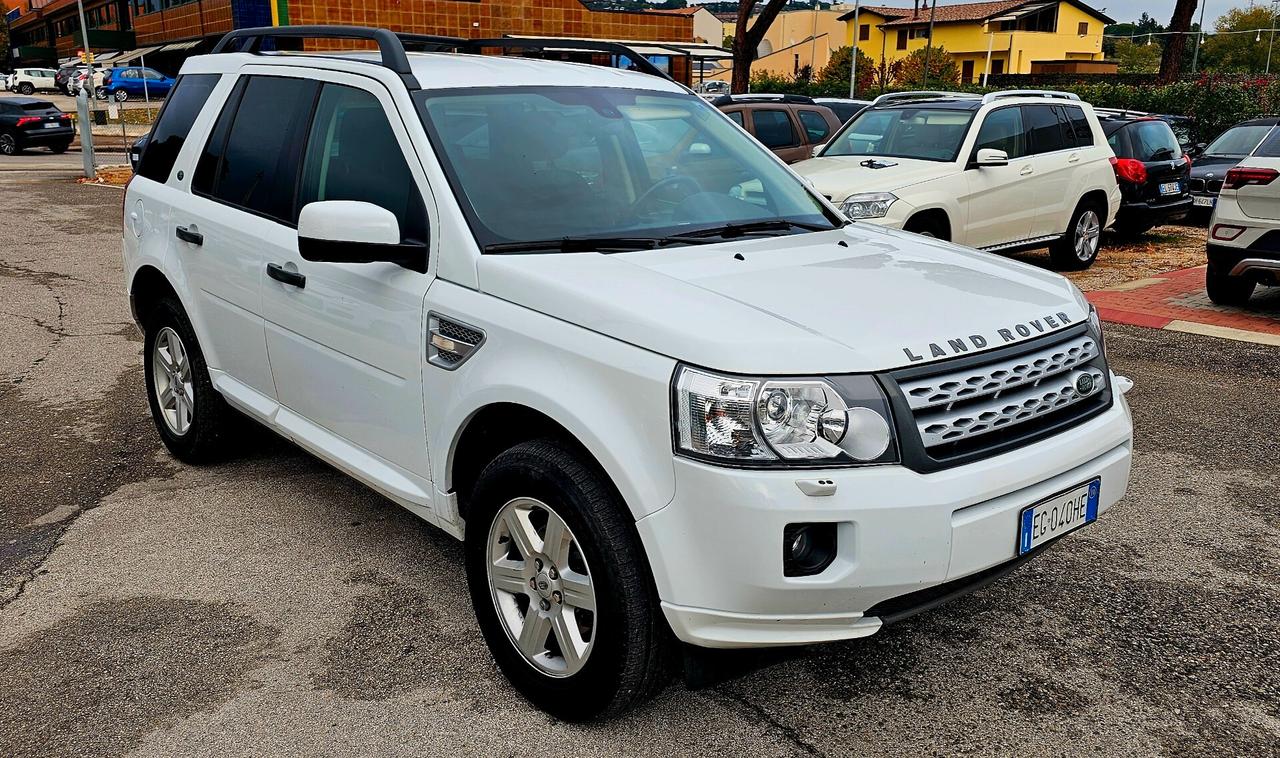 Land Rover Freelander 2.2 SD4 S.W. SE