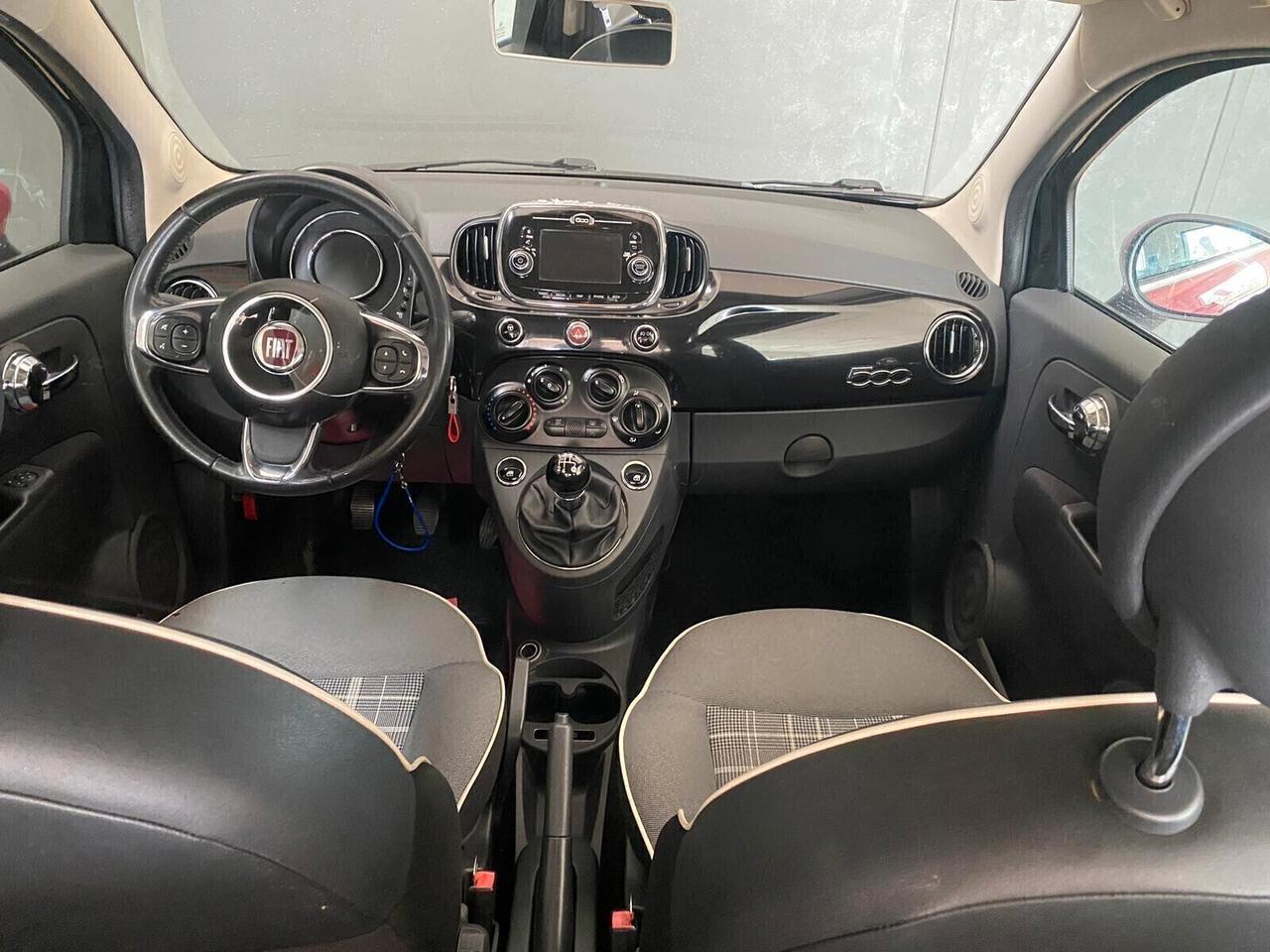 Fiat 500 1.2 Lounge With Black /Red