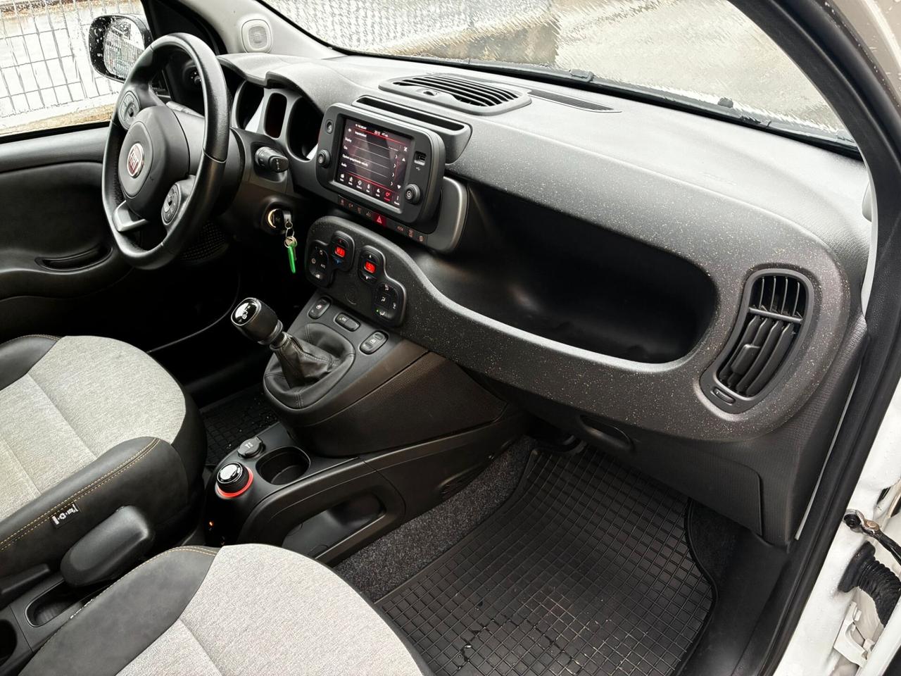 FIAT PANDA CROSS 4x4 0.9TWINAIR - GANCIO TRAINO