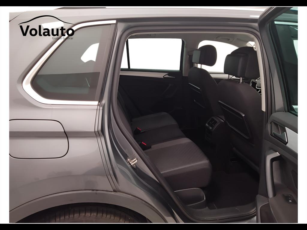 VOLKSWAGEN Tiguan II 2016 - Tiguan 1.5 tsi Sport 150cv dsg