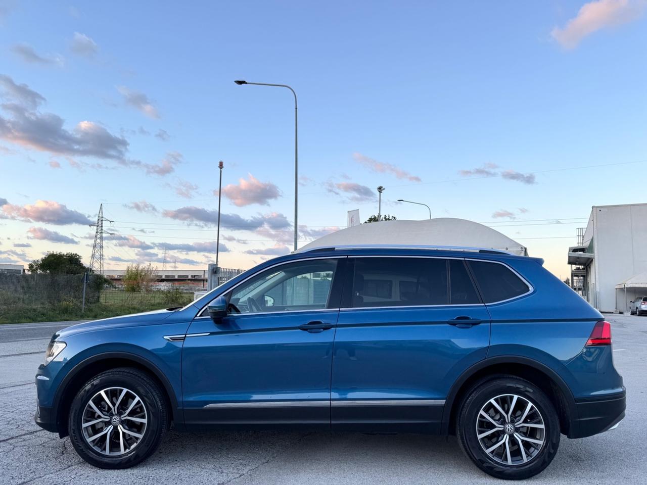 VOLKSWAGEN TIGUAN Allspace 2.0 Tdi - 7 Posti Navi