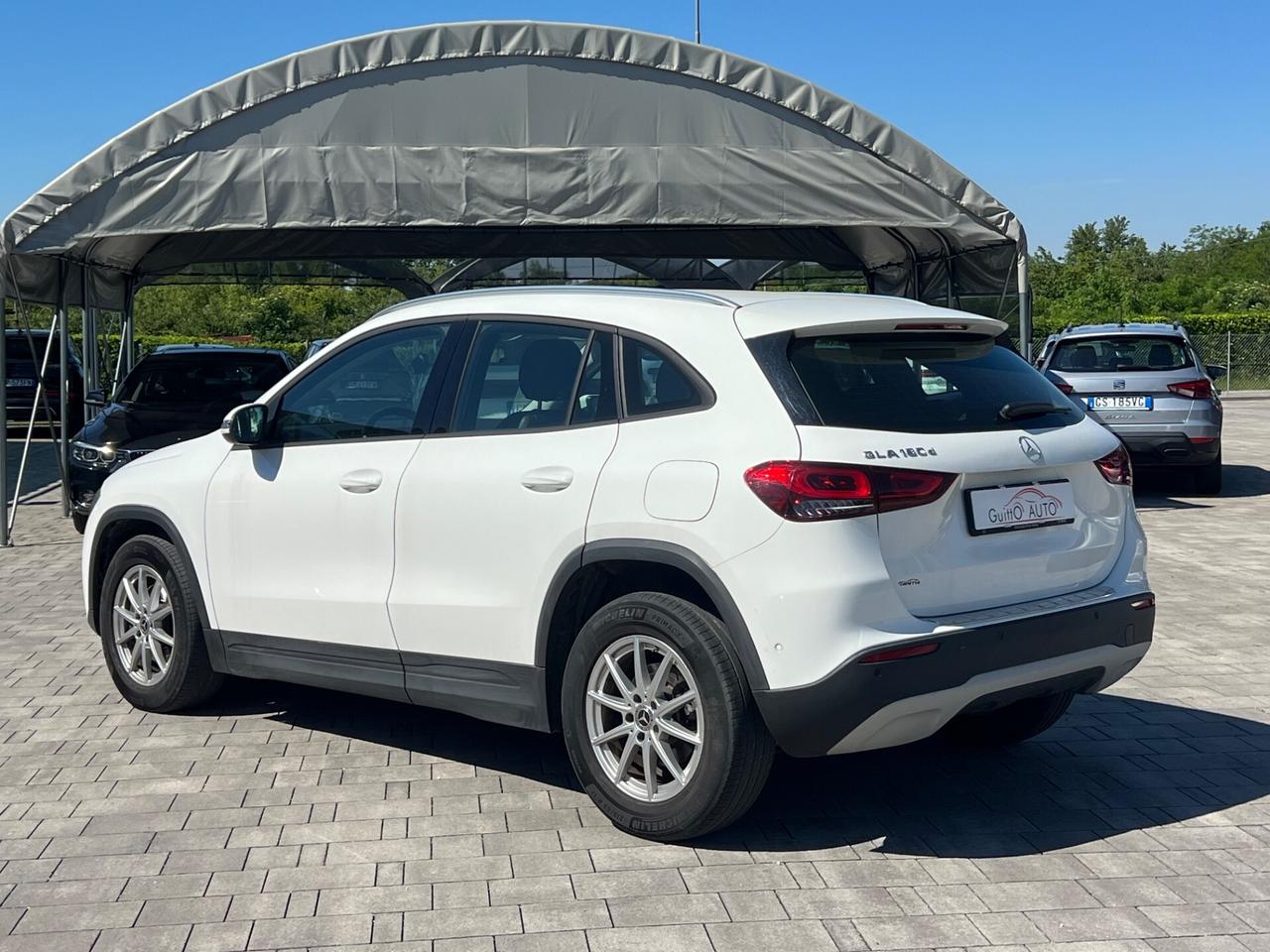 Mercedes-benz GLA 180 d Business FINANZIABILE