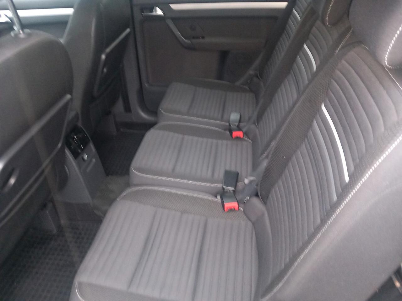 Volkswagen Touran 2.0 TDI 140 CV DSG Highline